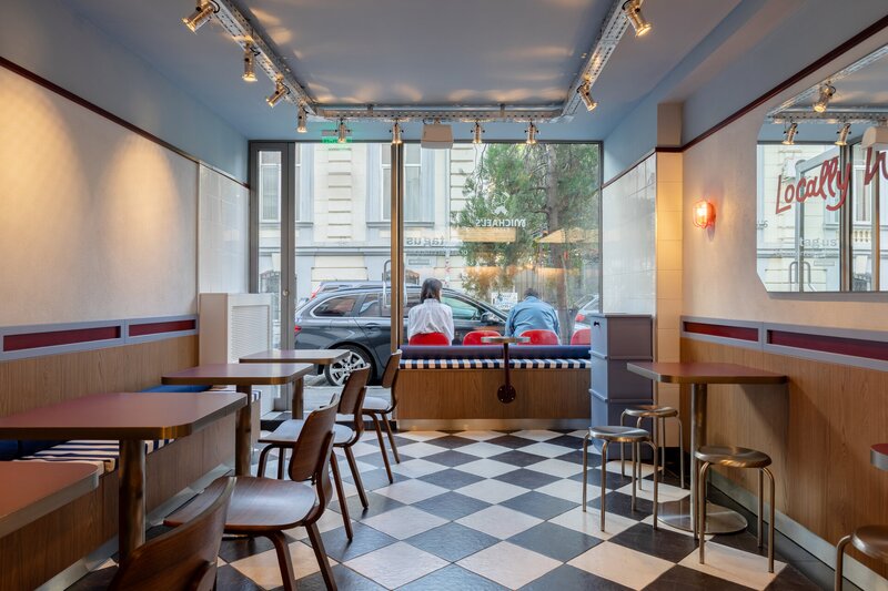 Barista/ barman, Michael's Bagels angajeaza pentru servire la tejghea